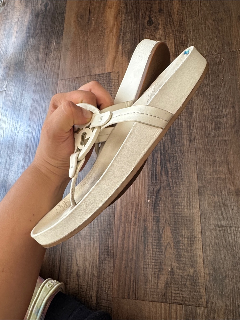 Tory Burch white Logo Thong Sandals - Picture 5 of 13